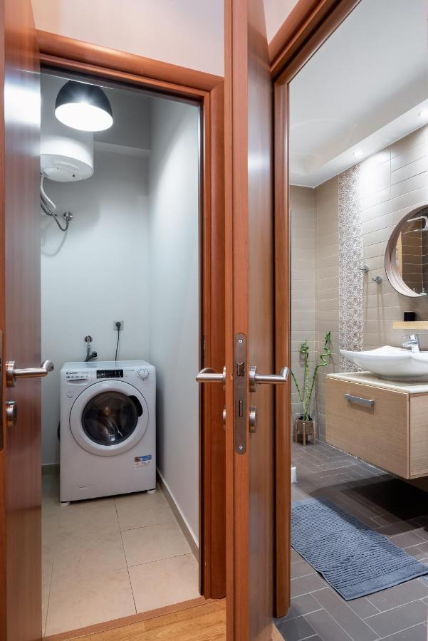 Plaka Apartment With Terrace View Athens Ngoại thất bức ảnh